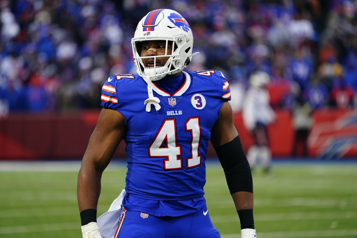 Buffalo Bills full back Reggie Gilliam (41) with a number 3 on his jersey to show support for safety Damar Hamlin (3) during the second half against the New England Patriots at Highmark Stadium.